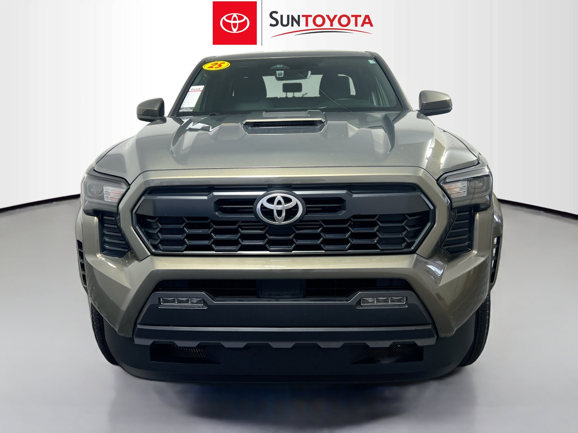 Used 2025 Toyota Tacoma TRD Sport AWD/4WD image 10