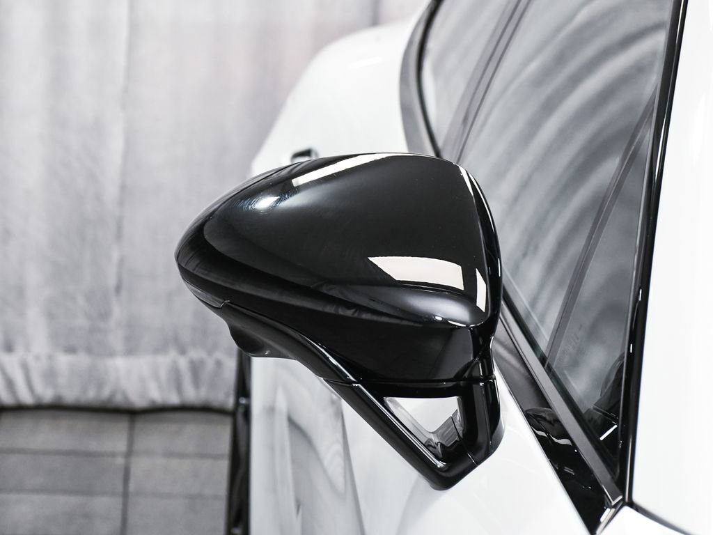 Used 2025 Porsche Panamera 4 image 73