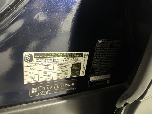 Used 2018 Land Rover Discovery HSE image 38