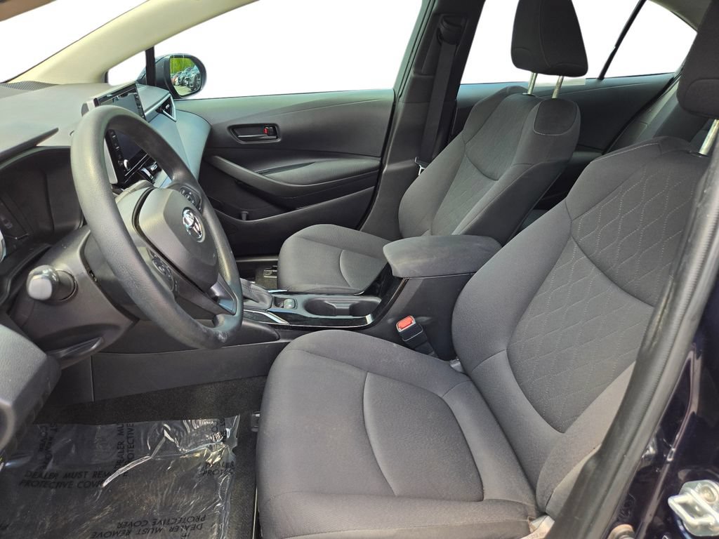 Used 2022 Toyota Corolla LE FWD image 17