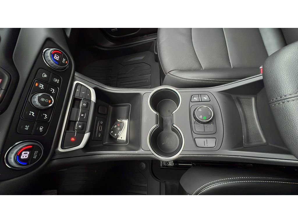 Certified 2024 GMC Terrain SLT w/ Infotainment Package II image 20