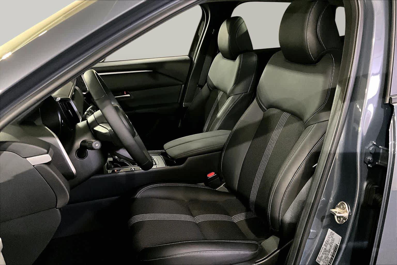 Used 2024 MAZDA CX-50 AWD 2.5 S w/ Cargo Package image 8