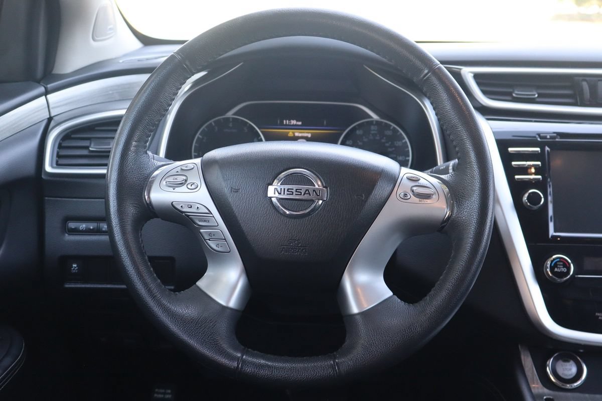 Used 2015 Nissan Murano SV w/ Premium Package AWD/4WD image 18