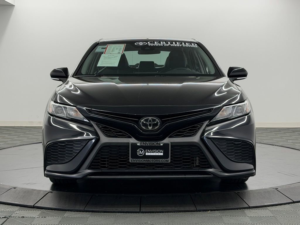 Certified 2022 Toyota Camry SE image 5