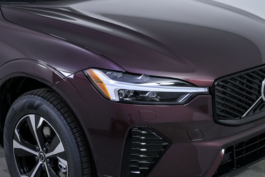 New 2026 Volvo XC60 B5 Core w/ Climate Package image 36