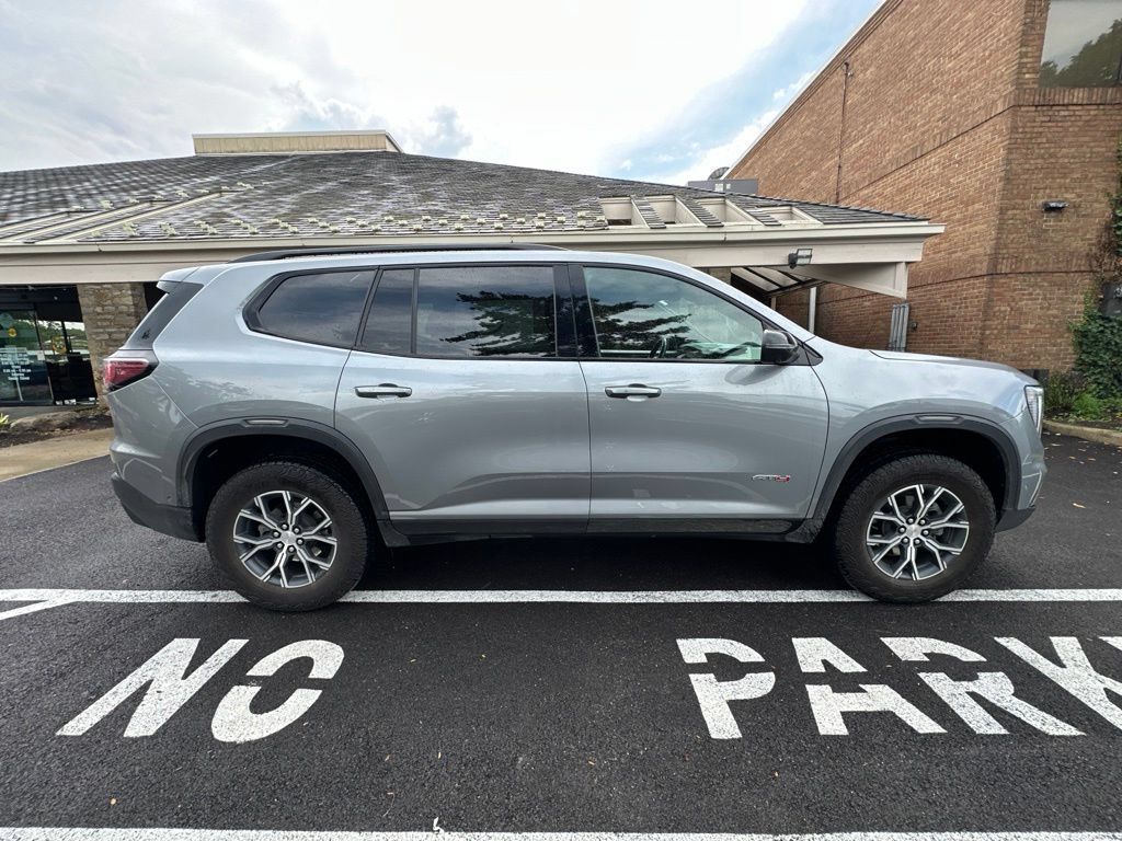 Used 2024 GMC Acadia AT4 w/ Super Cruise Package AWD/4WD image 5