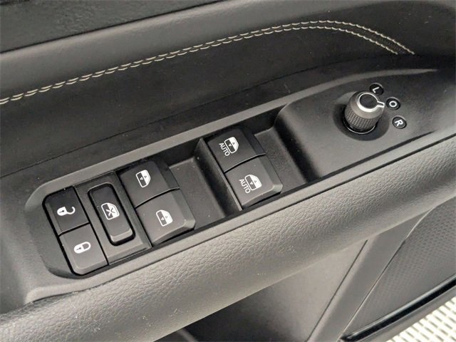 Certified 2023 Jeep Compass Altitude image 11