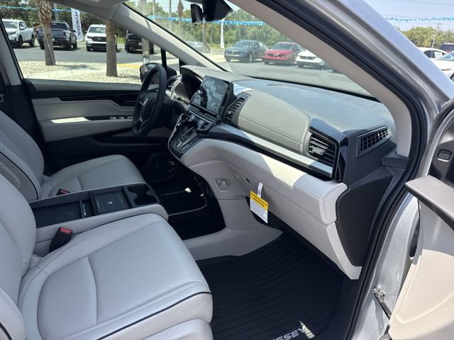 New 2026 Honda Odyssey Touring image 19