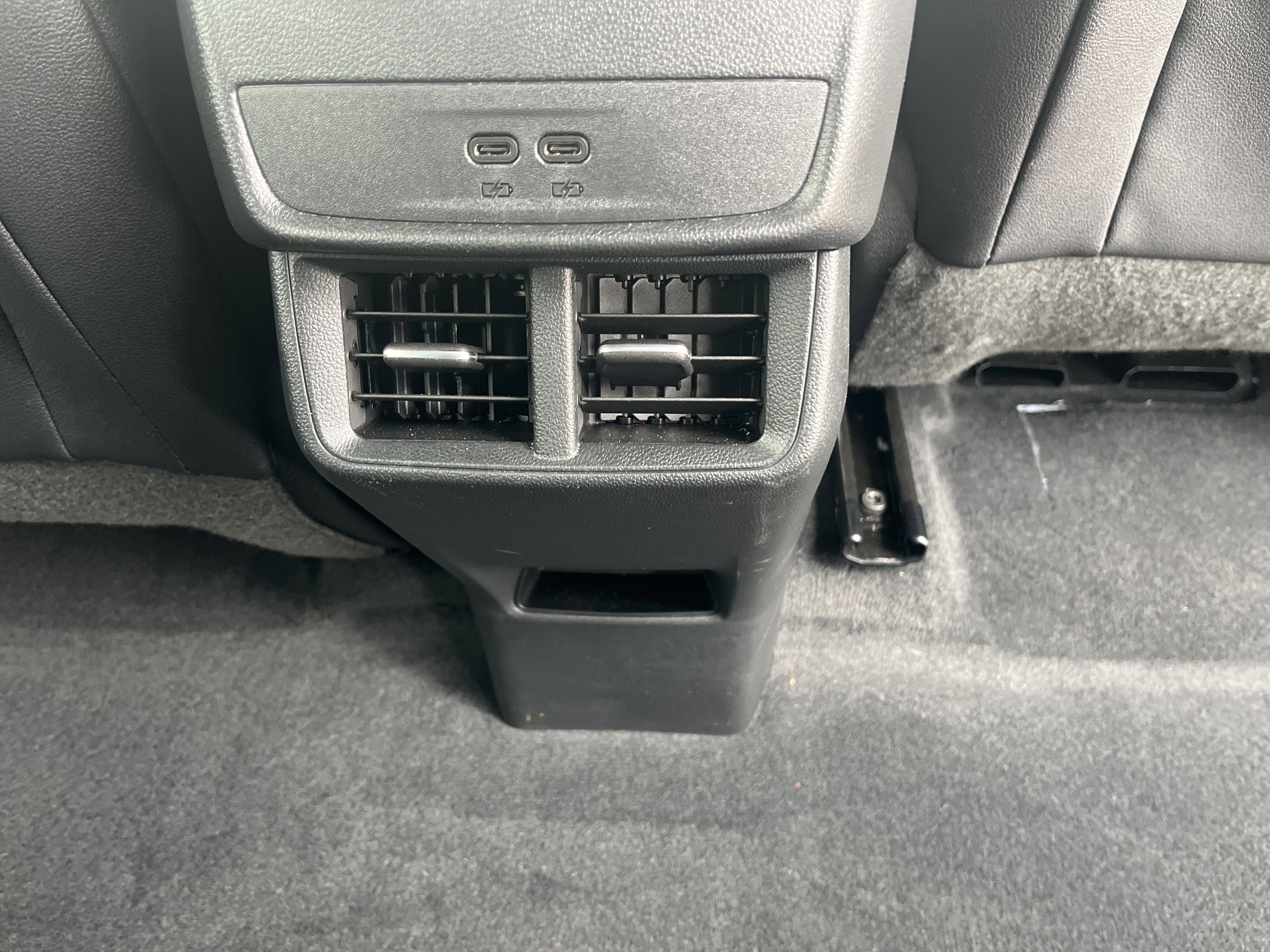 Used 2026 Chevrolet Equinox LT w/ Convenience Package II image 16