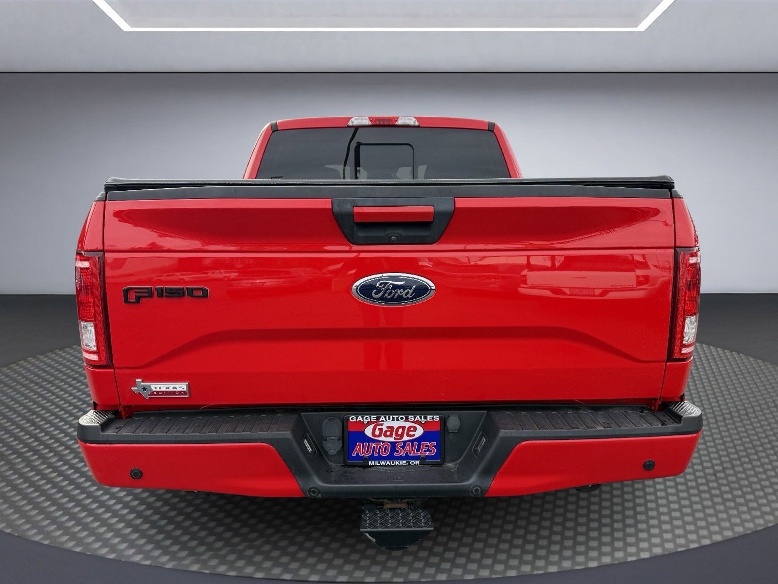 Used 2017 Ford F150 XLT w/ Equipment Group 302A Luxury RWD image 5