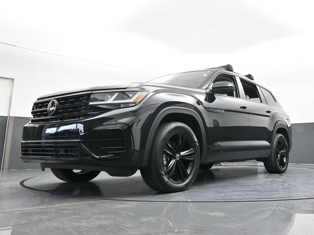 Used 2023 Volkswagen Atlas SEL R-Line image 61