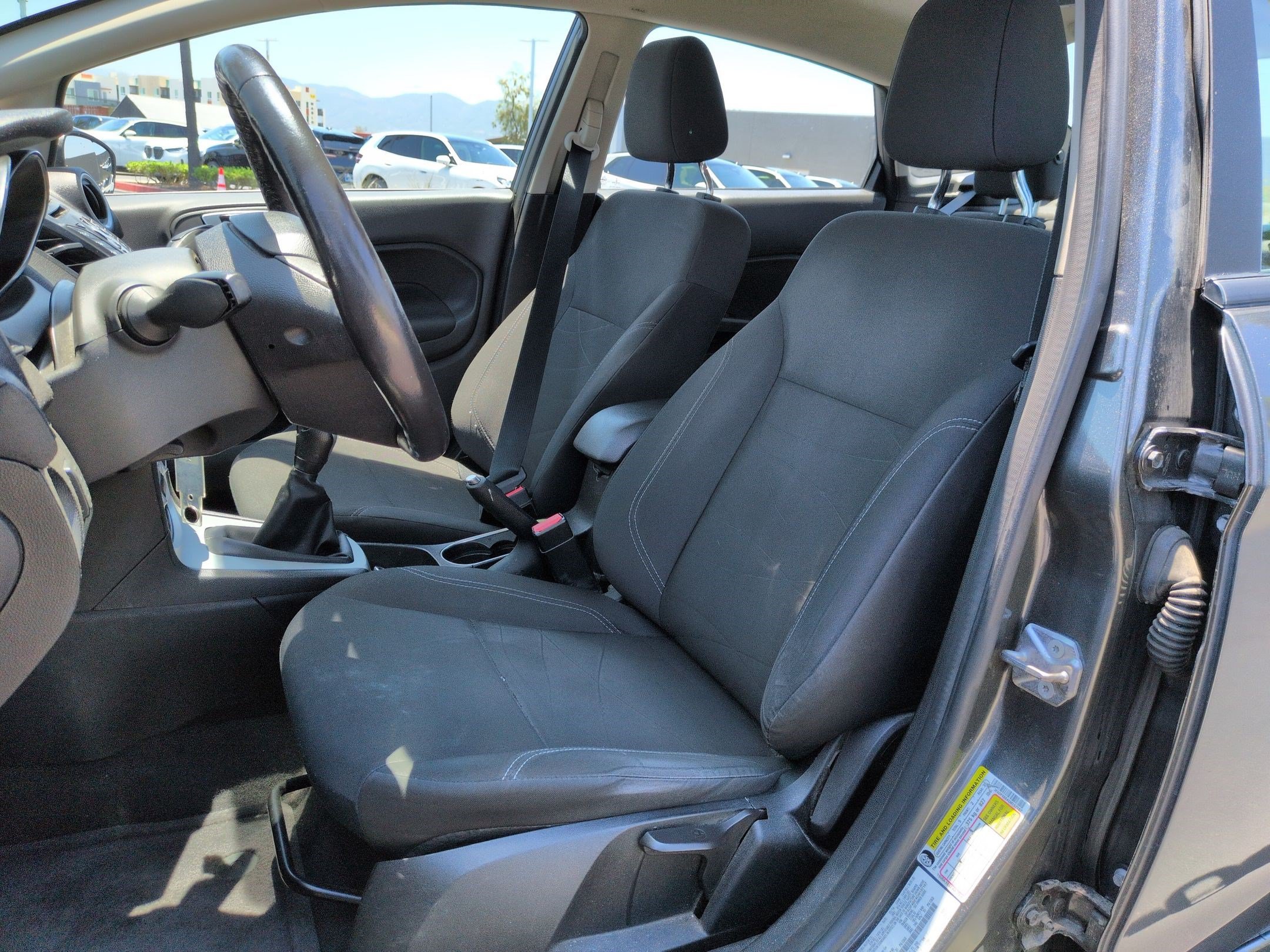 Used 2016 Ford Fiesta SE FWD image 16