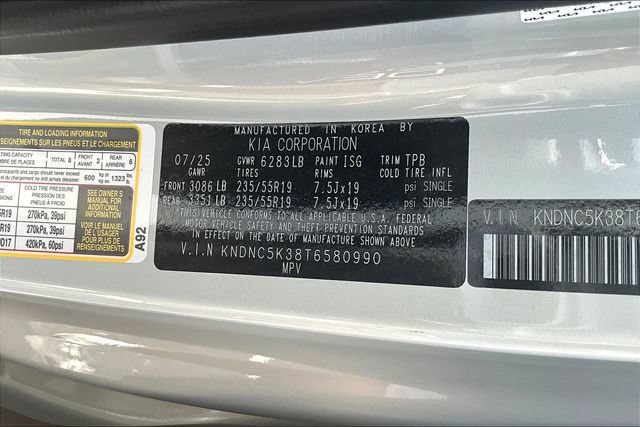 Used 2026 Kia Carnival EX FWD image 19