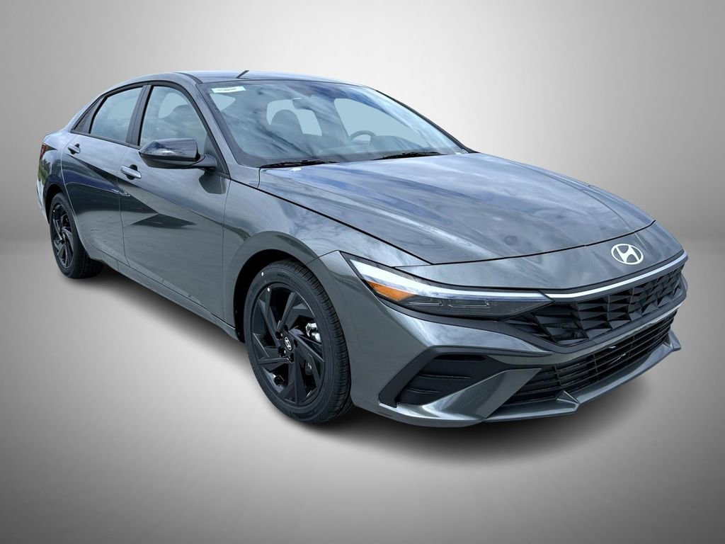 New 2026 Hyundai Elantra Sport FWD image 3