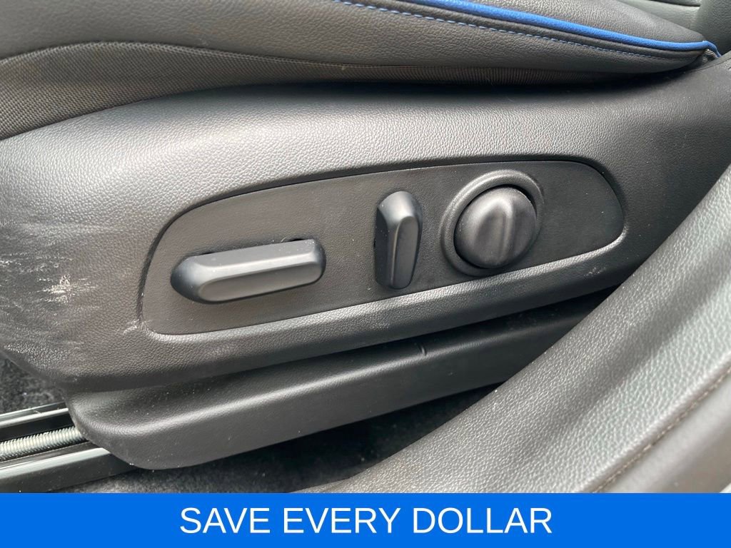 Used 2024 Buick Envista Sport Touring w/ Convenience I Package FWD image 21