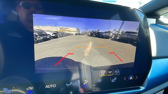 New 2026 Chevrolet Equinox EV LT AWD/4WD image 20