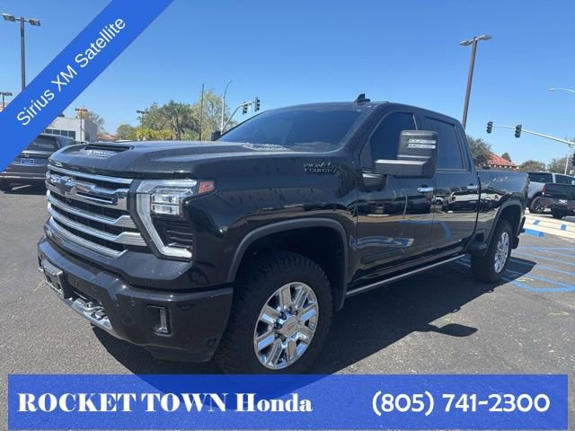 Used 2024 Chevrolet Silverado 2500 High Country w/ High Country Premium Package AWD/4WD image 1