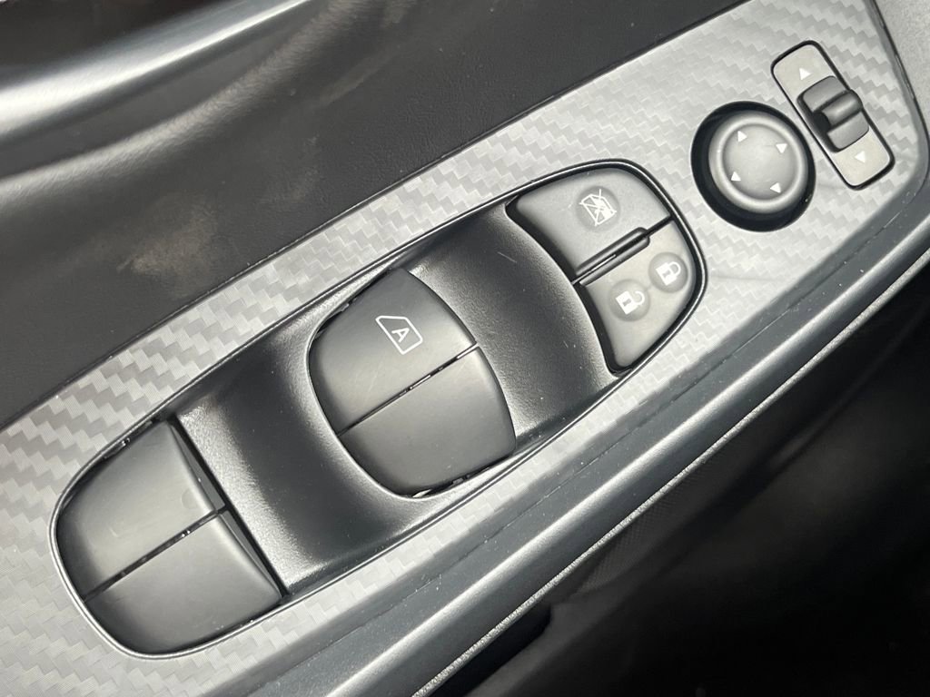 New 2025 Nissan Sentra S image 18