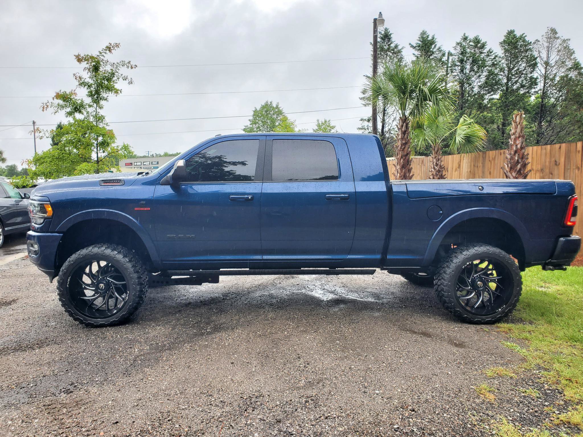 Used 2022 RAM 2500 Limited AWD/4WD image 7