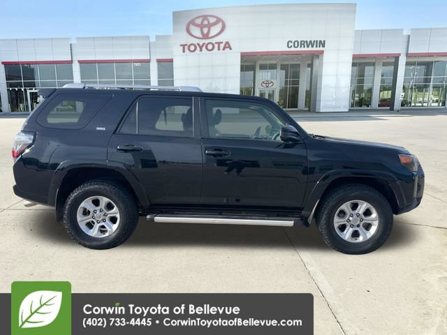 Used 2016 Toyota 4Runner SR5 AWD/4WD image 6