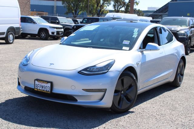 Used 2018 Tesla Model 3 Long Range RWD image 8