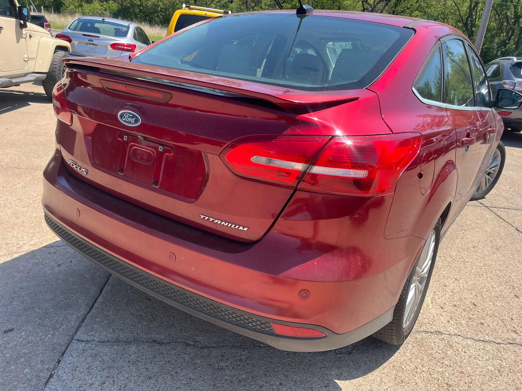 Used 2017 Ford Focus Titanium image 9