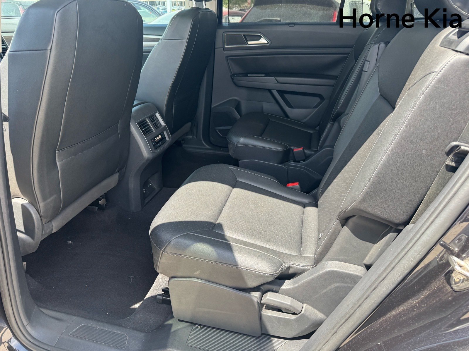 Used 2019 Volkswagen Atlas SEL FWD image 13