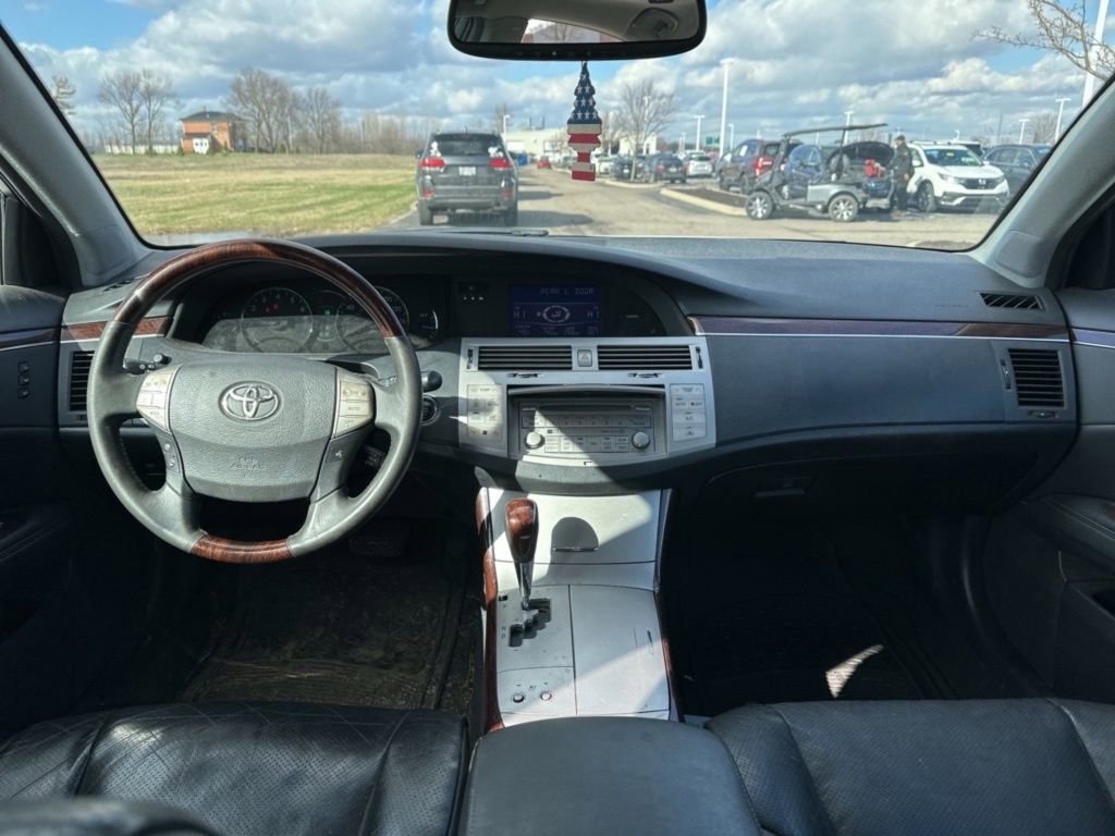 Used 2009 Toyota Avalon Limited image 20