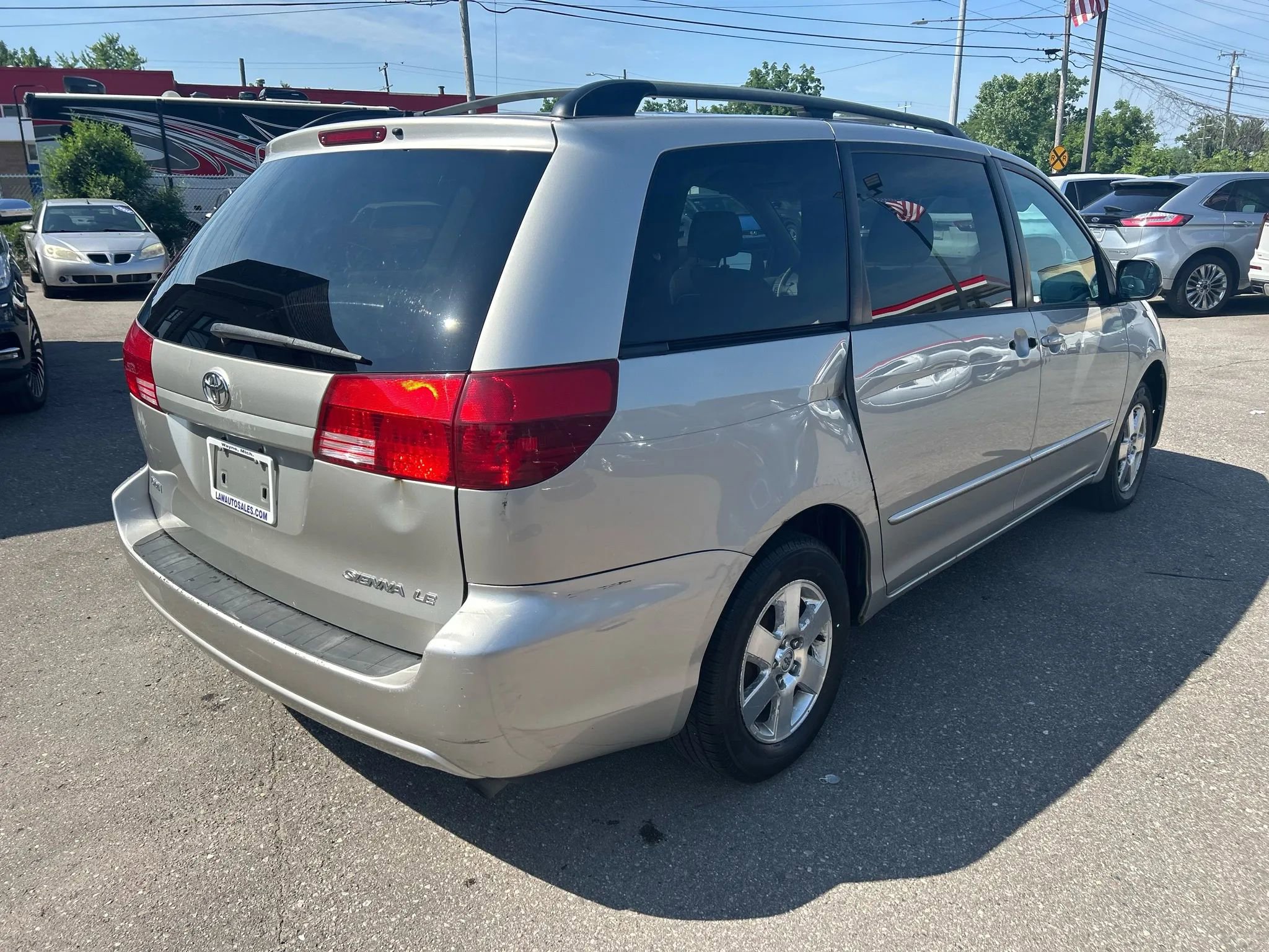 Used 2004 Toyota Sienna CE image 5