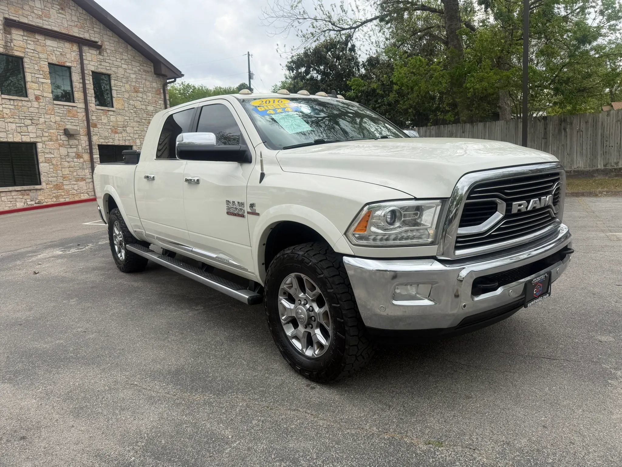 Used 2016 RAM 2500 Limited AWD/4WD image 3