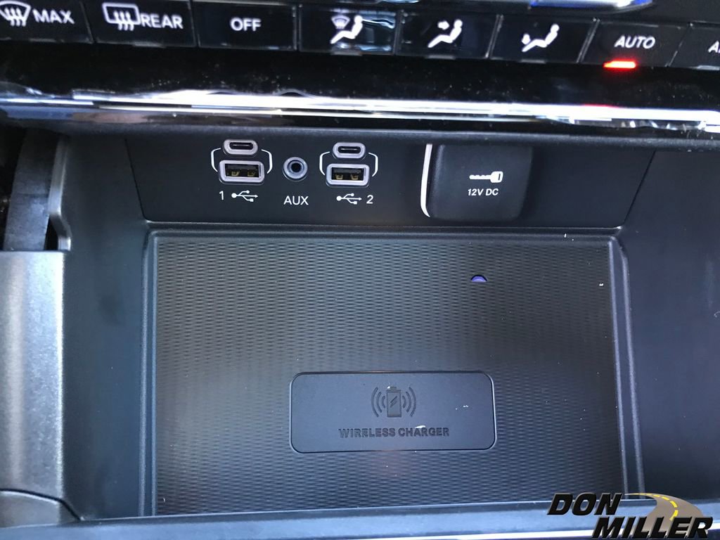 New 2025 Jeep Grand Cherokee Laredo image 21