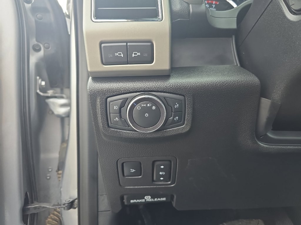 Used 2020 Ford F250 Lariat w/ Lariat Ultimate Package AWD/4WD image 13