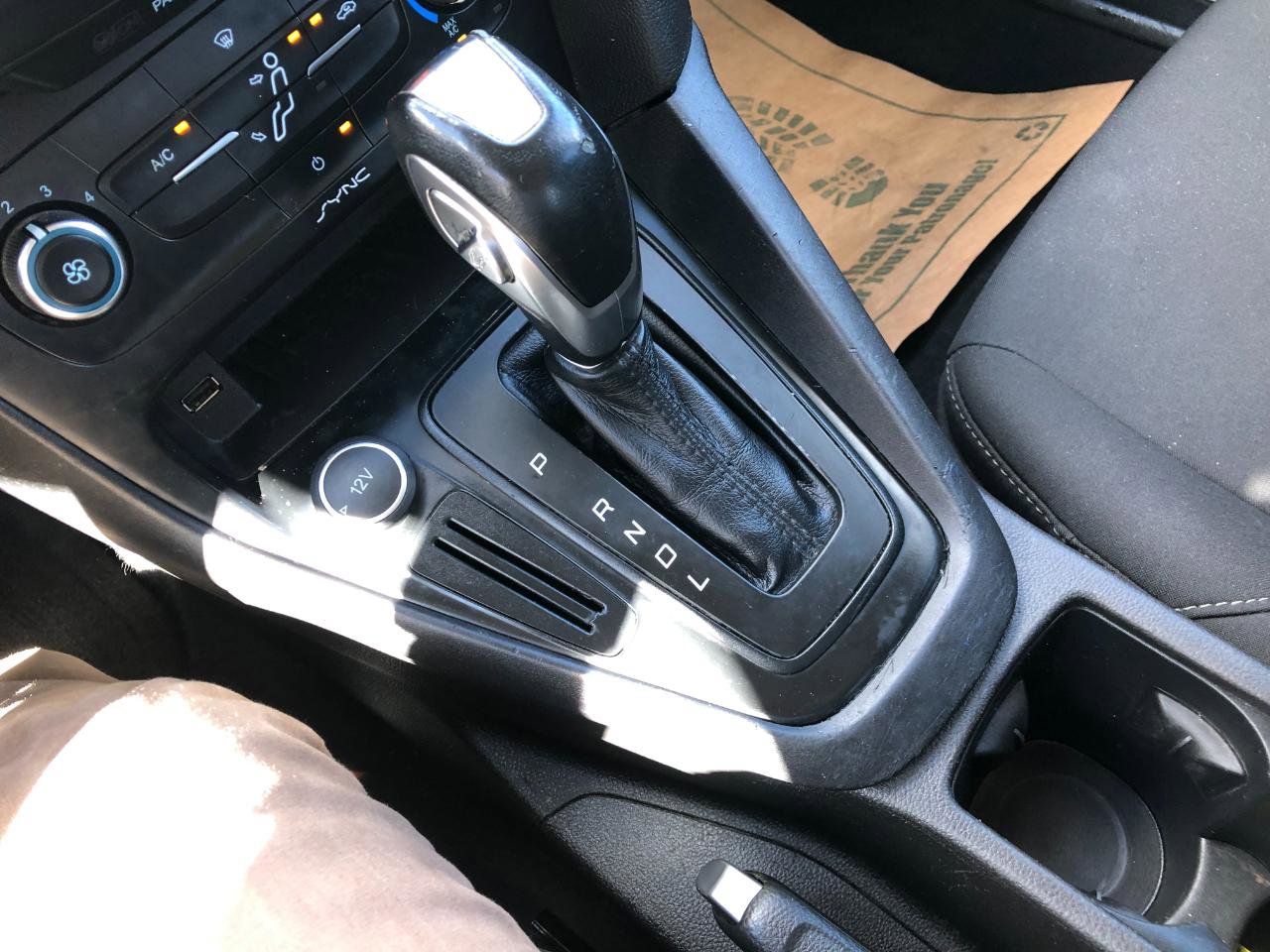 Used 2016 Ford Focus SE FWD image 20