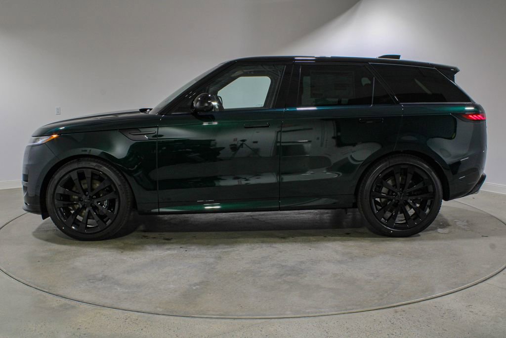 New 2026 Land Rover Range Rover Sport Dynamic SE image 2