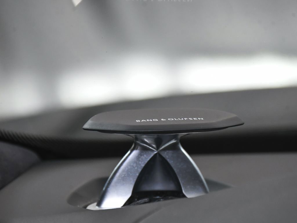 Used 2020 Lamborghini Urus image 38