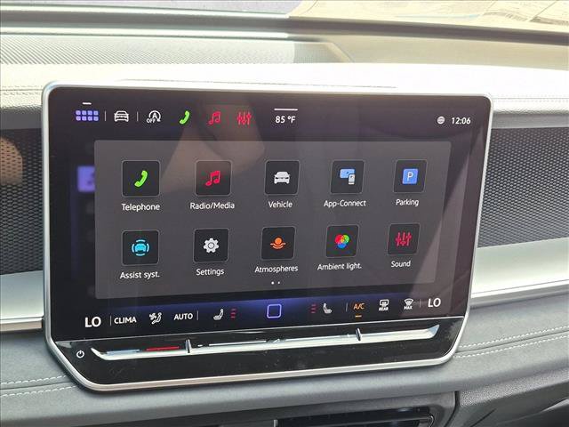 New 2026 Volkswagen Tiguan SE R-Line FWD image 14