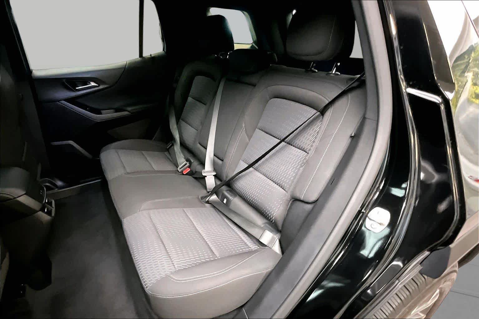 Used 2025 Chevrolet Equinox LT FWD image 19