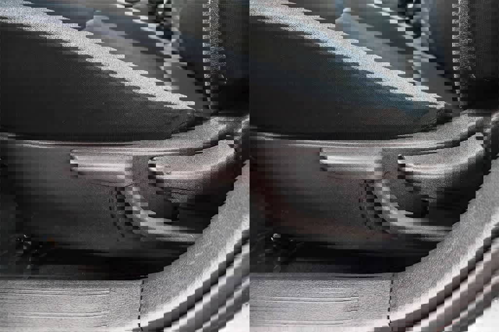 Used 2023 Nissan Versa SV image 21