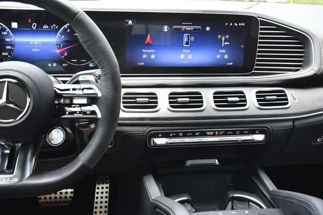 Used 2025 Mercedes-Benz GLS 63 AMG 4MATIC image 11