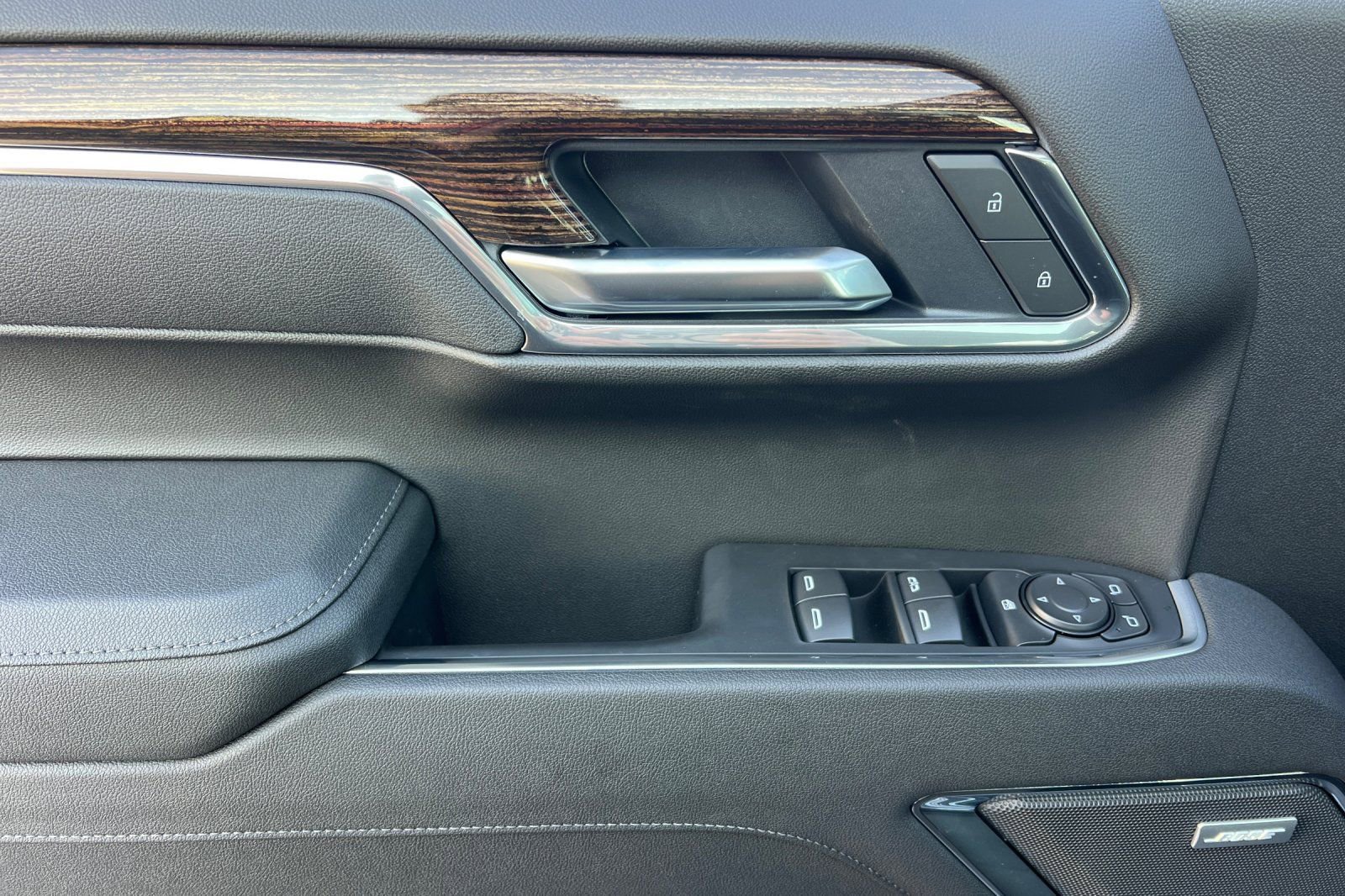 New 2026 GMC Sierra 1500 Elevation w/ Elevation Premium Package image 9