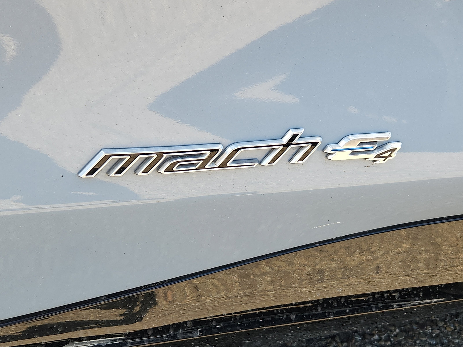 Used 2025 Ford Mustang Mach-E GT AWD/4WD image 31