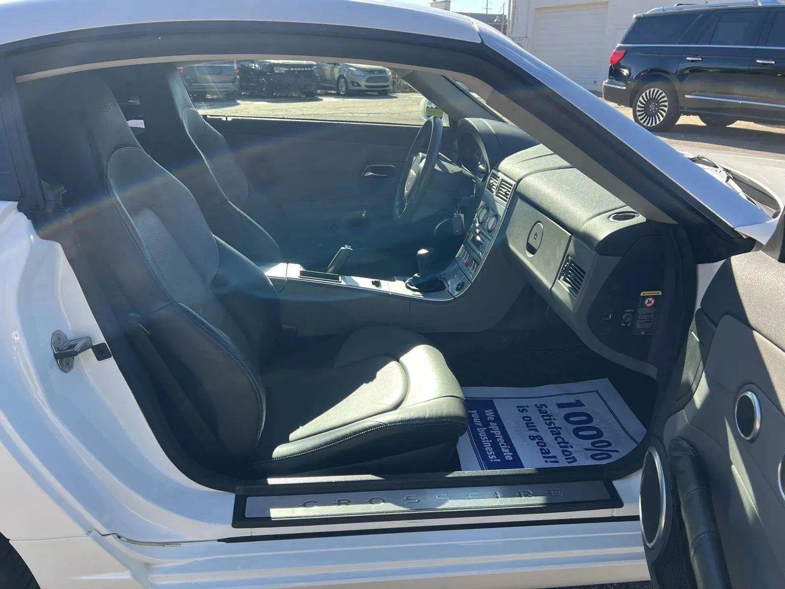 Used 2004 Chrysler Crossfire Coupe image 17