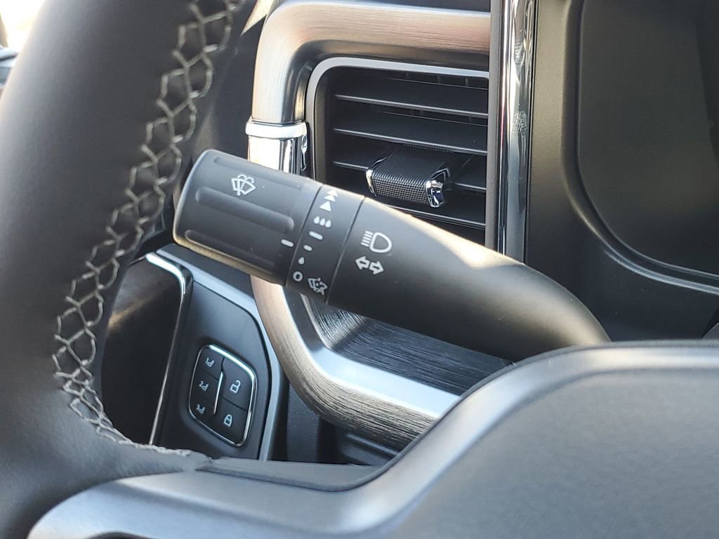 New 2026 Ford F350 Lariat image 12