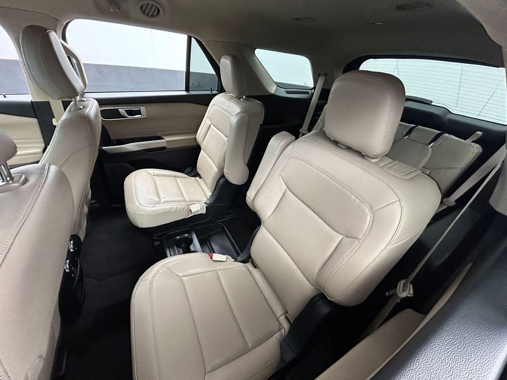 Used 2021 Ford Explorer XLT w/ Equipment Group 202A image 38