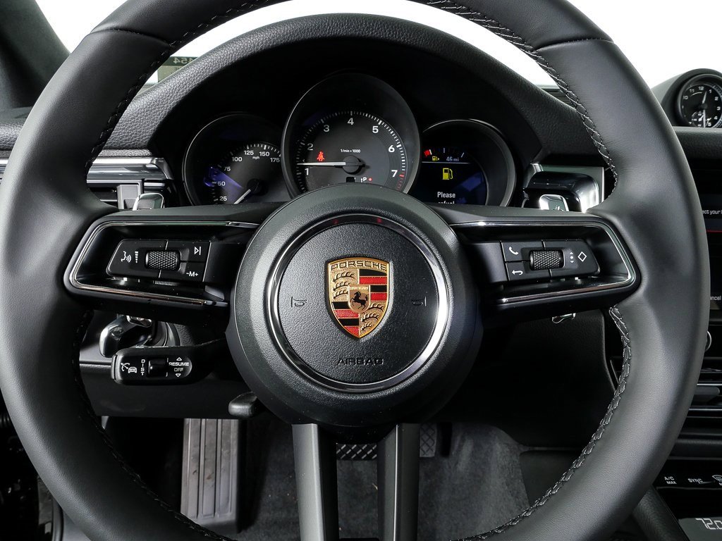 New 2026 Porsche Macan image 9