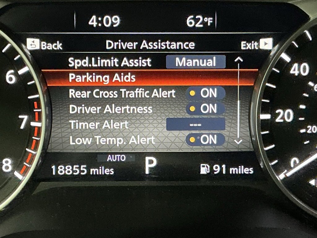 Used 2025 Nissan Pathfinder SL image 10