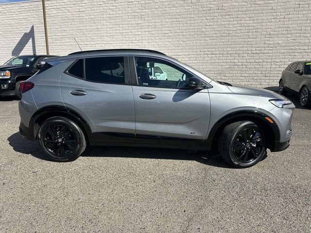 Used 2025 Buick Encore GX Sport Touring w/ Advanced Technology Package image 3