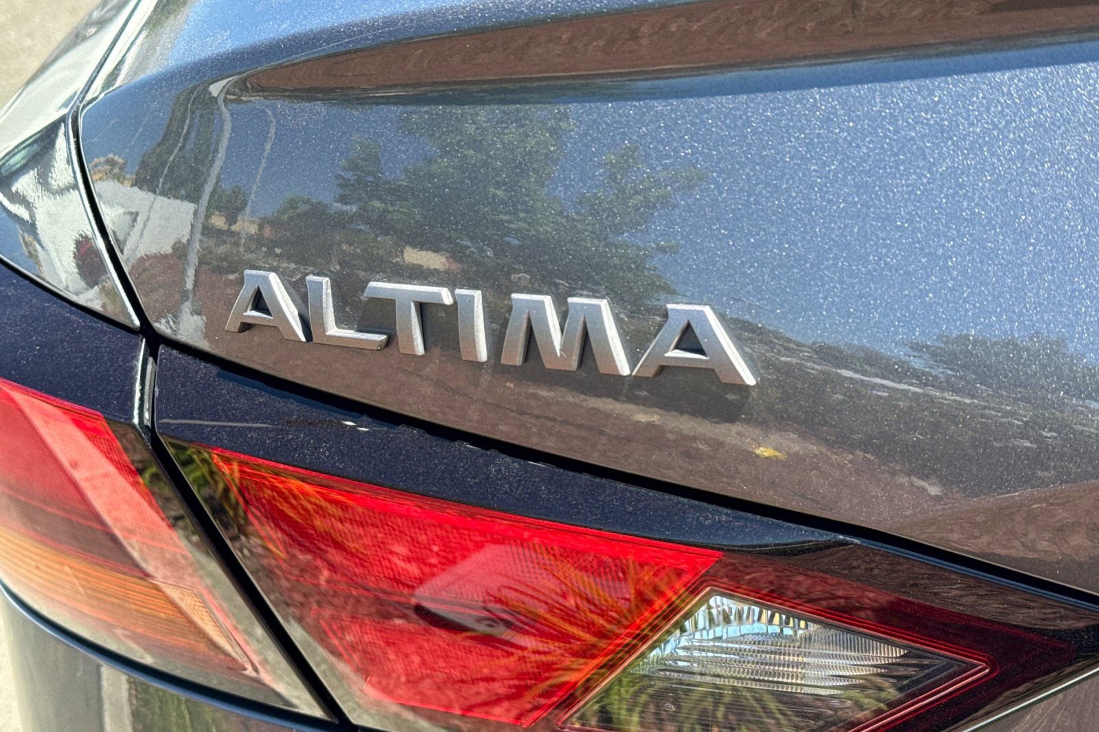 Certified 2025 Nissan Altima 2.5 SV FWD image 7