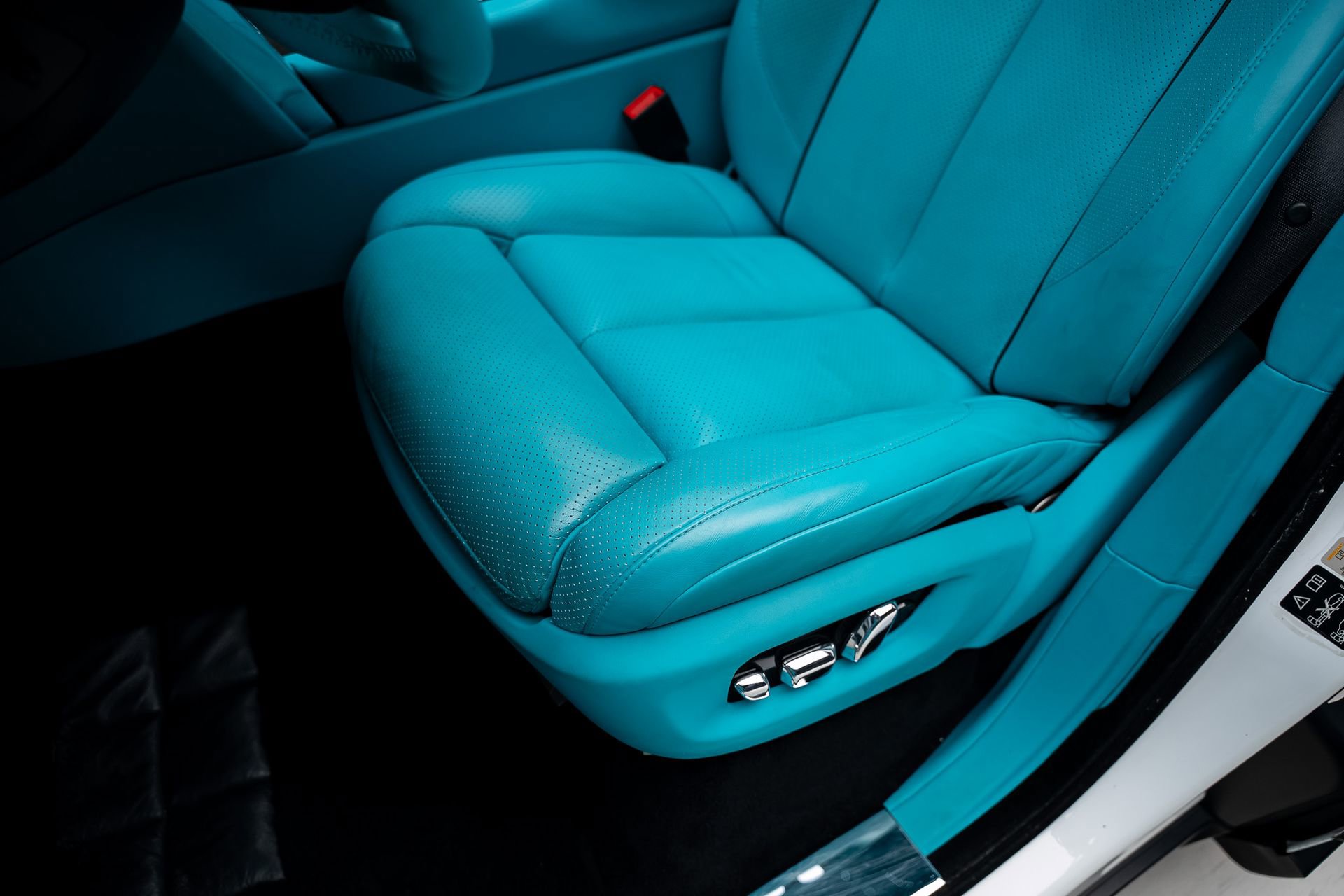 Used 2019 Rolls-Royce Cullinan AWD/4WD image 66