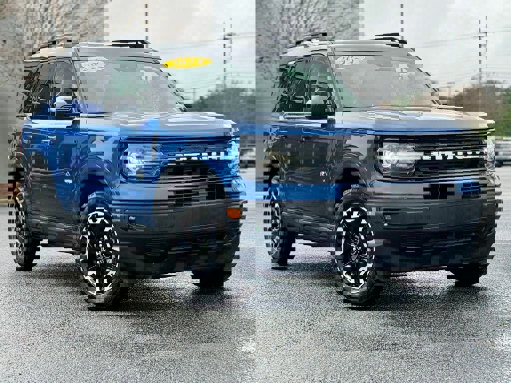 Certified 2024 Ford Bronco Sport Outer Banks w/ Tech Package image 2